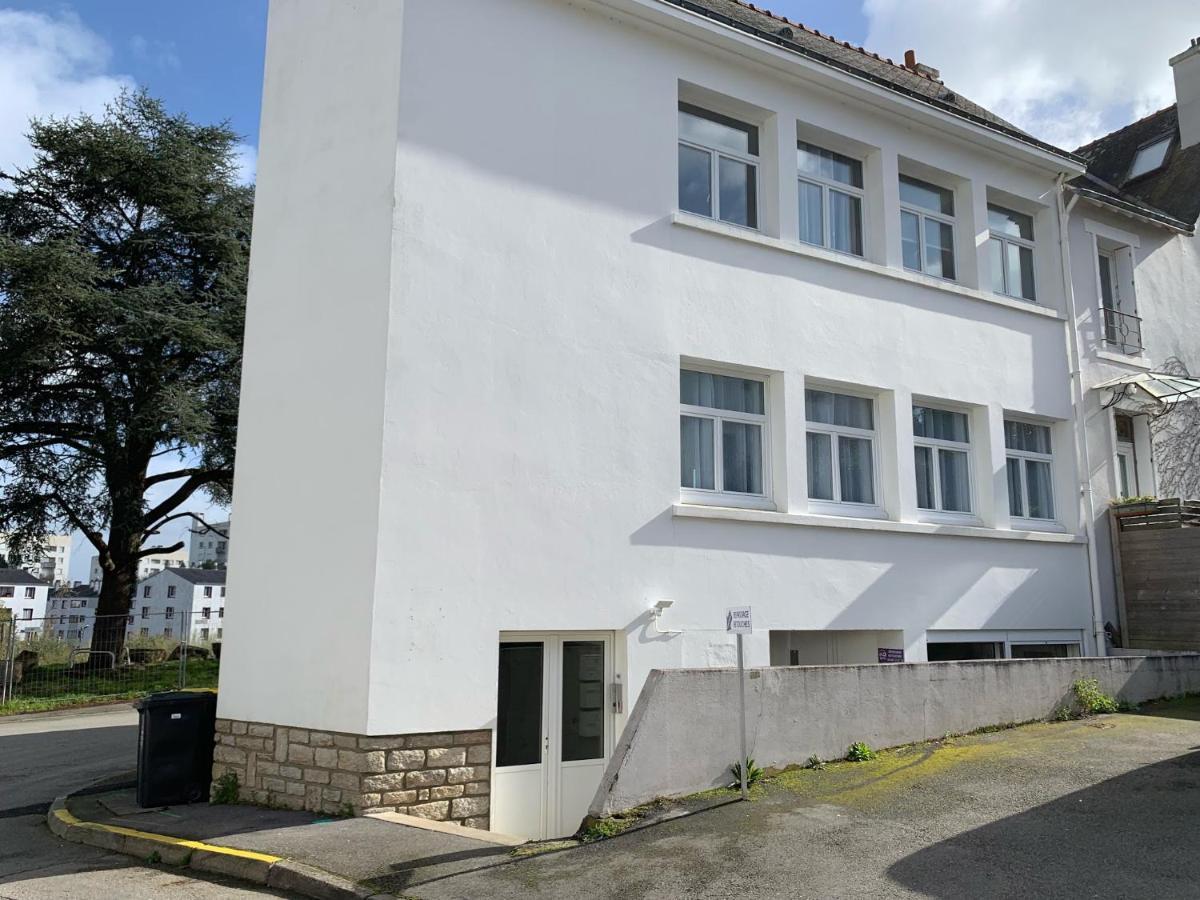 Appartement De Gout T3 42M2 Residence Calme Privee Avec Parking Au Centre De Vannes Bagian luar foto